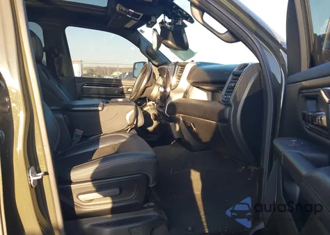 2021 Ram 1500 Big Horn 4X4 5'7 Box z USA, uszkodzony, nr VIN 1C6SRFFT2MN697562